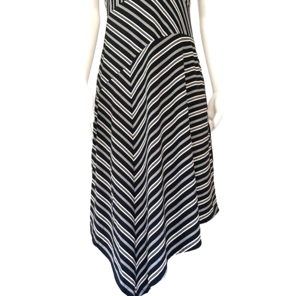 Banana Republic Black and White Striped Asymmetric Dress Medium - Picture 6 of 15